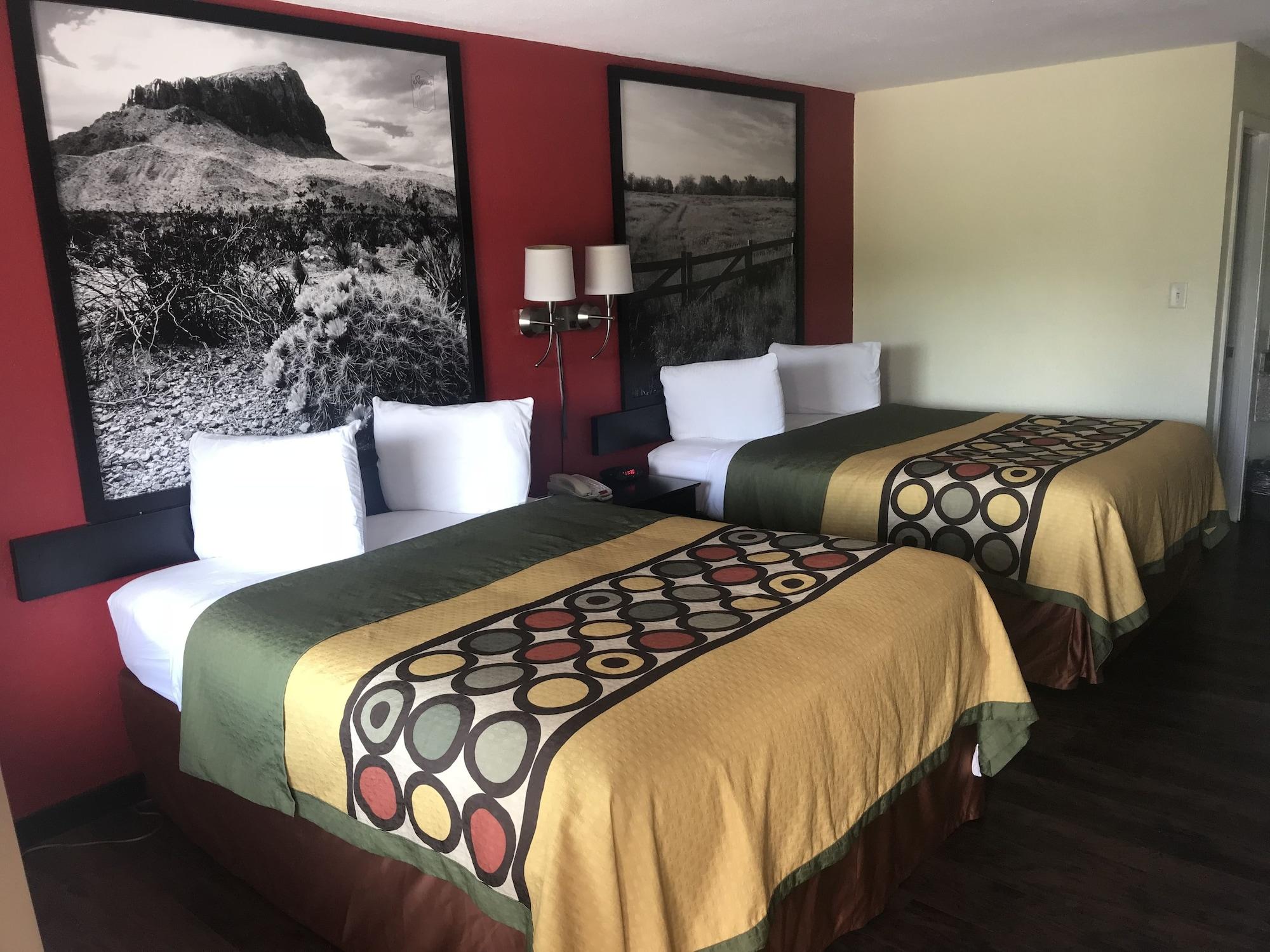 Super 8 By Wyndham Corsicana Bagian luar foto