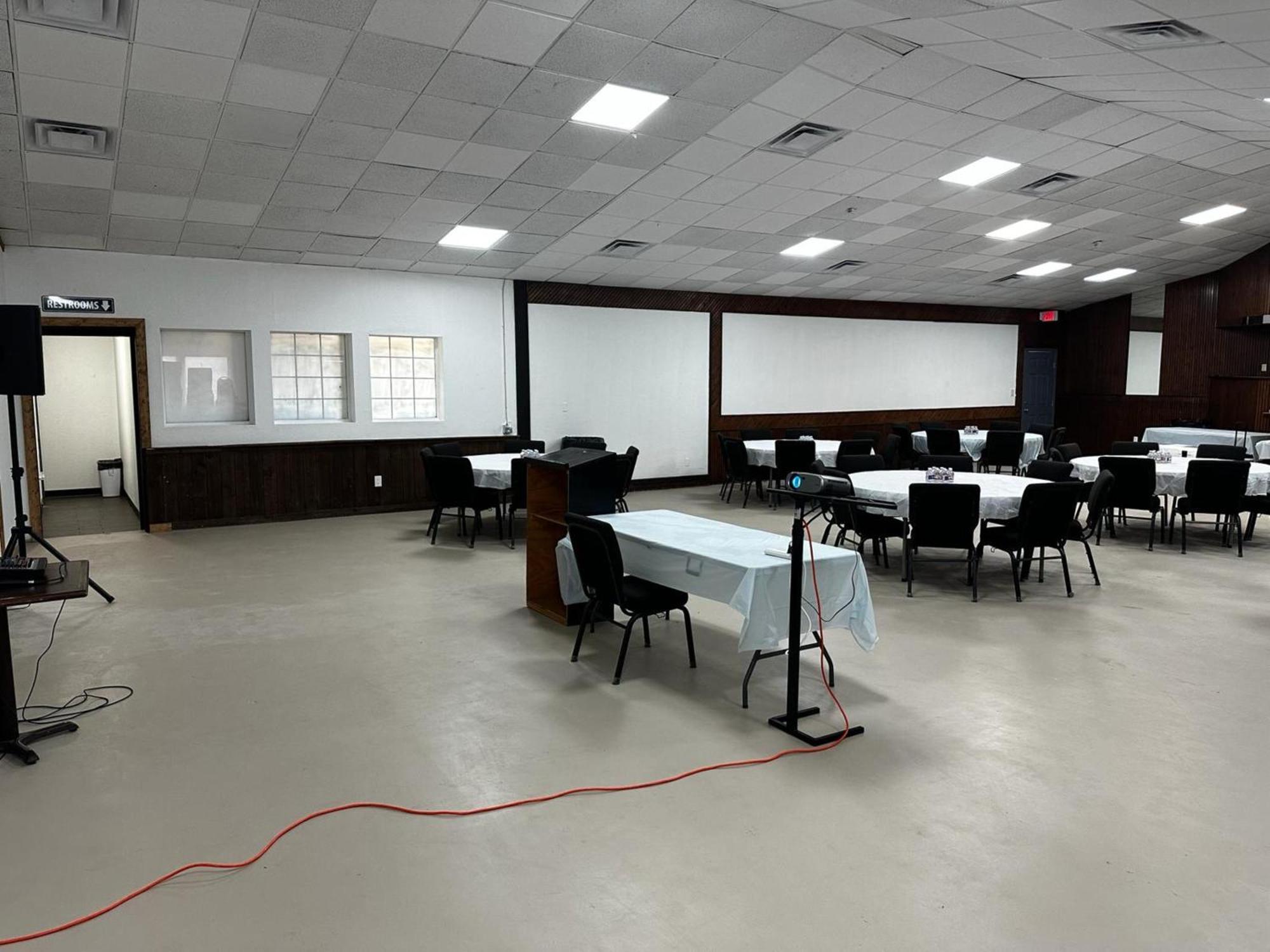 Super 8 By Wyndham Corsicana Bagian luar foto